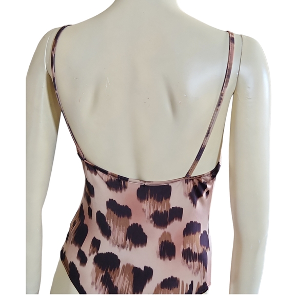 PRETTY LITTLE THINGS Animal Print Bodysuit Size 8 - Picture 2 of 6